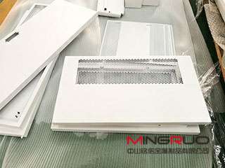 做钣金机箱要考虑的一些问题_首页 | 尊龙集团官方官网-尊龙(中国)一站式服务官方网站