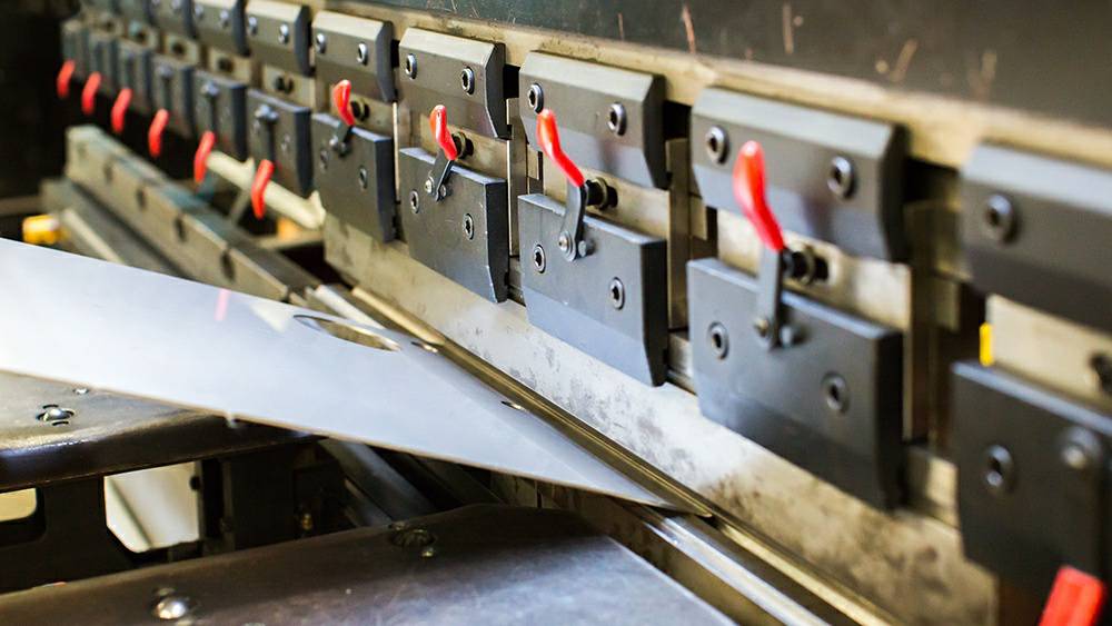 制作钣金加工项目都有哪些基础设备?-首页 | 尊龙集团官方官网-尊龙(中国)一站式服务官方网站 制作钣金加工项目都有哪些基础设备?-首页 | 尊龙集团官方官网-尊龙(中国)一站式服务官方网站