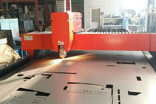 使用激光切割机精密度明显提升-首页 | 尊龙集团官方官网-尊龙(中国)一站式服务官方网站