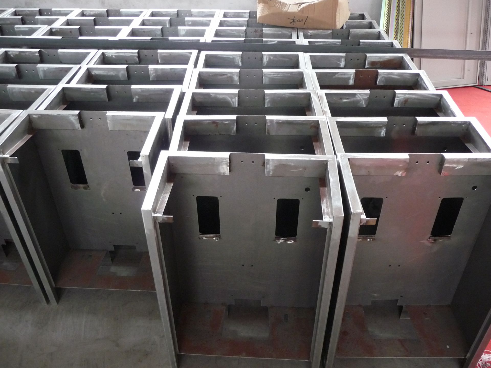 常见的钣金加工工艺-首页 | 尊龙集团官方官网-尊龙(中国)一站式服务官方网站