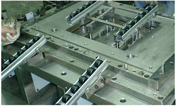 钣金加工中模具该怎么选?-首页 | 尊龙集团官方官网-尊龙(中国)一站式服务官方网站